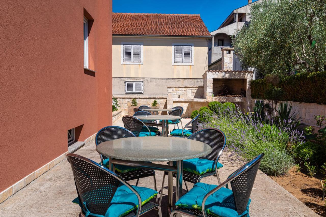 Apartments Junior Zadar Exterior foto